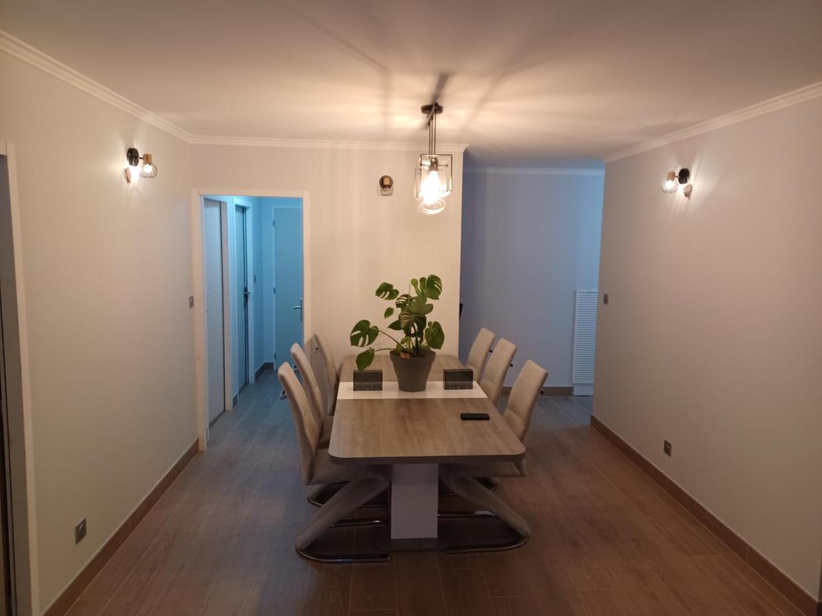 Chambre Privee/Climatisee+Tv /Petit Dejeuner Inclu/Tout Confort Nevers Exterior photo
