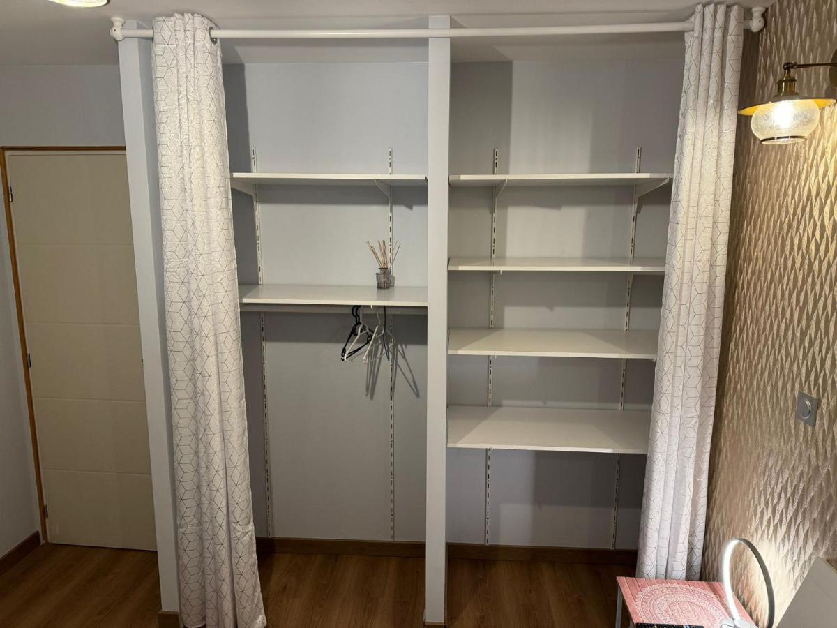 Chambre Privee/Climatisee+Tv /Petit Dejeuner Inclu/Tout Confort Nevers Exterior photo